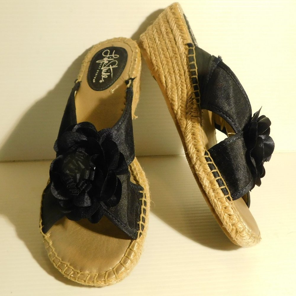 LIFE STRIDE PLATFORM SHOES